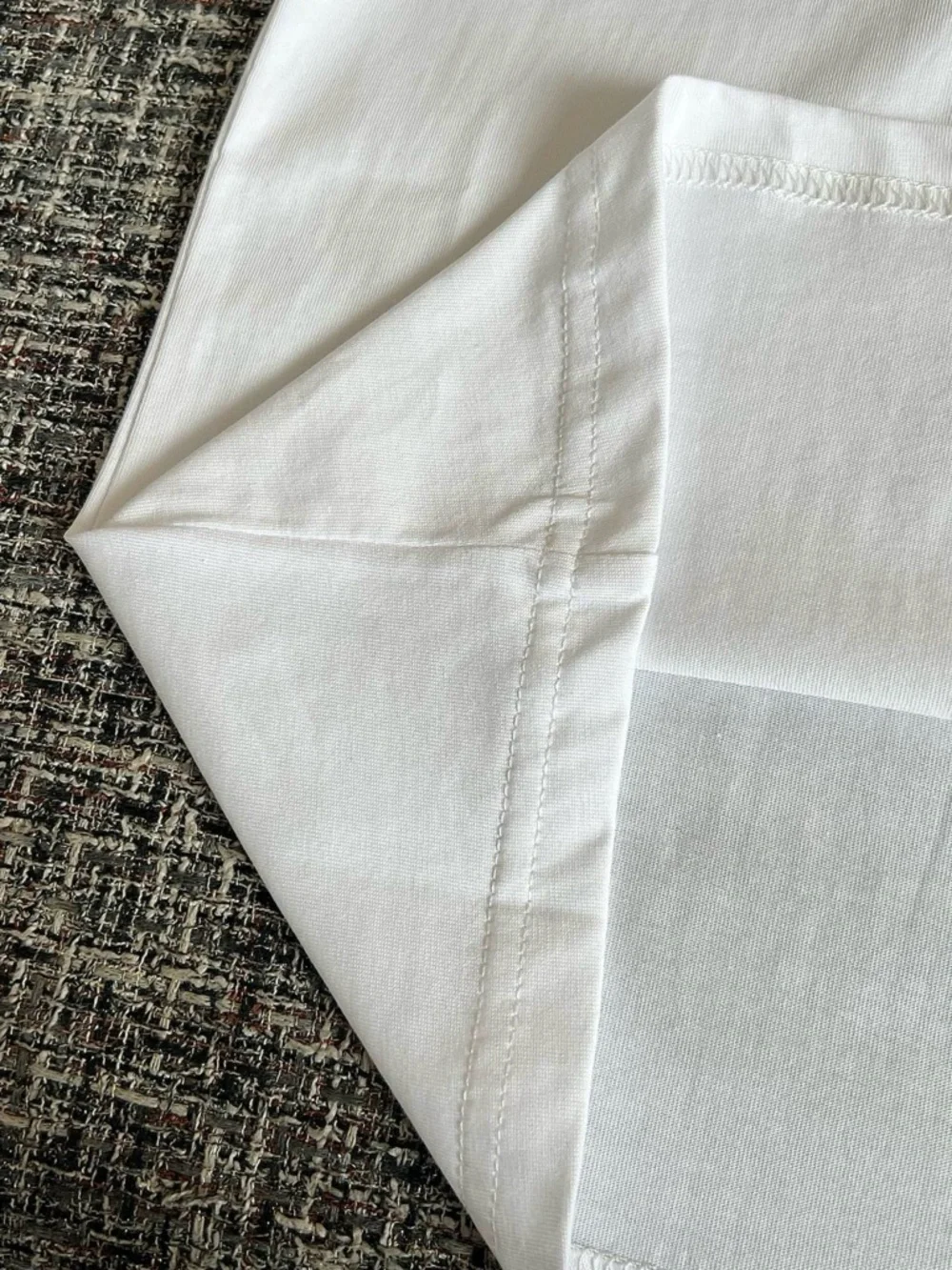 Gucci White Tee with Black Trim and Red-Green Web Stripe - Picture 6 of 9